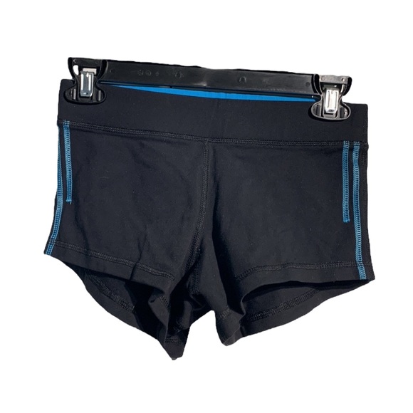 lululemon athletica Pants - Lululemon booty shorts
